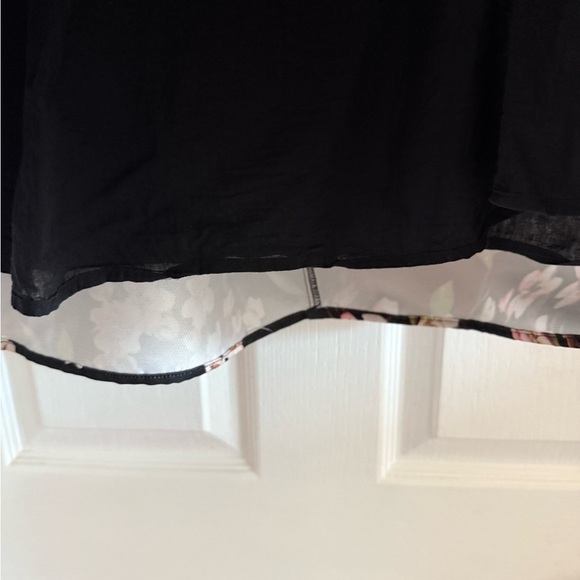 Alya Black and Pink Pleated Midi Skirt Size Large Floral Boho Cottage Classic - Picture 5 of 6